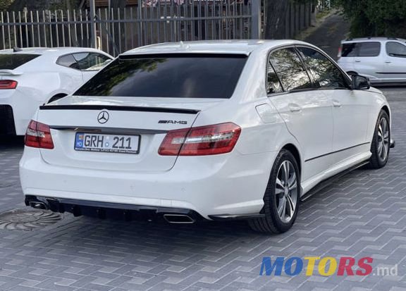 2012' Mercedes-Benz E Класс photo #2