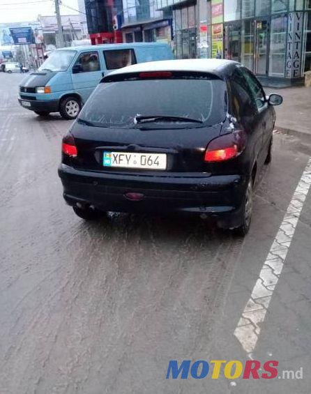 2000' Peugeot 206 photo #2