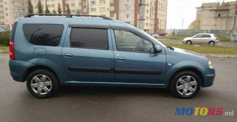 2009' Dacia Logan Mcv photo #3