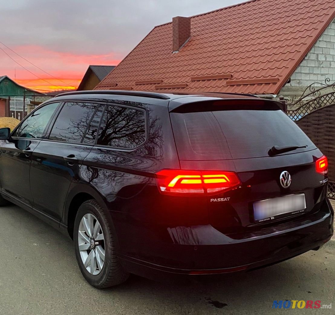 2016' Volkswagen Passat photo #2