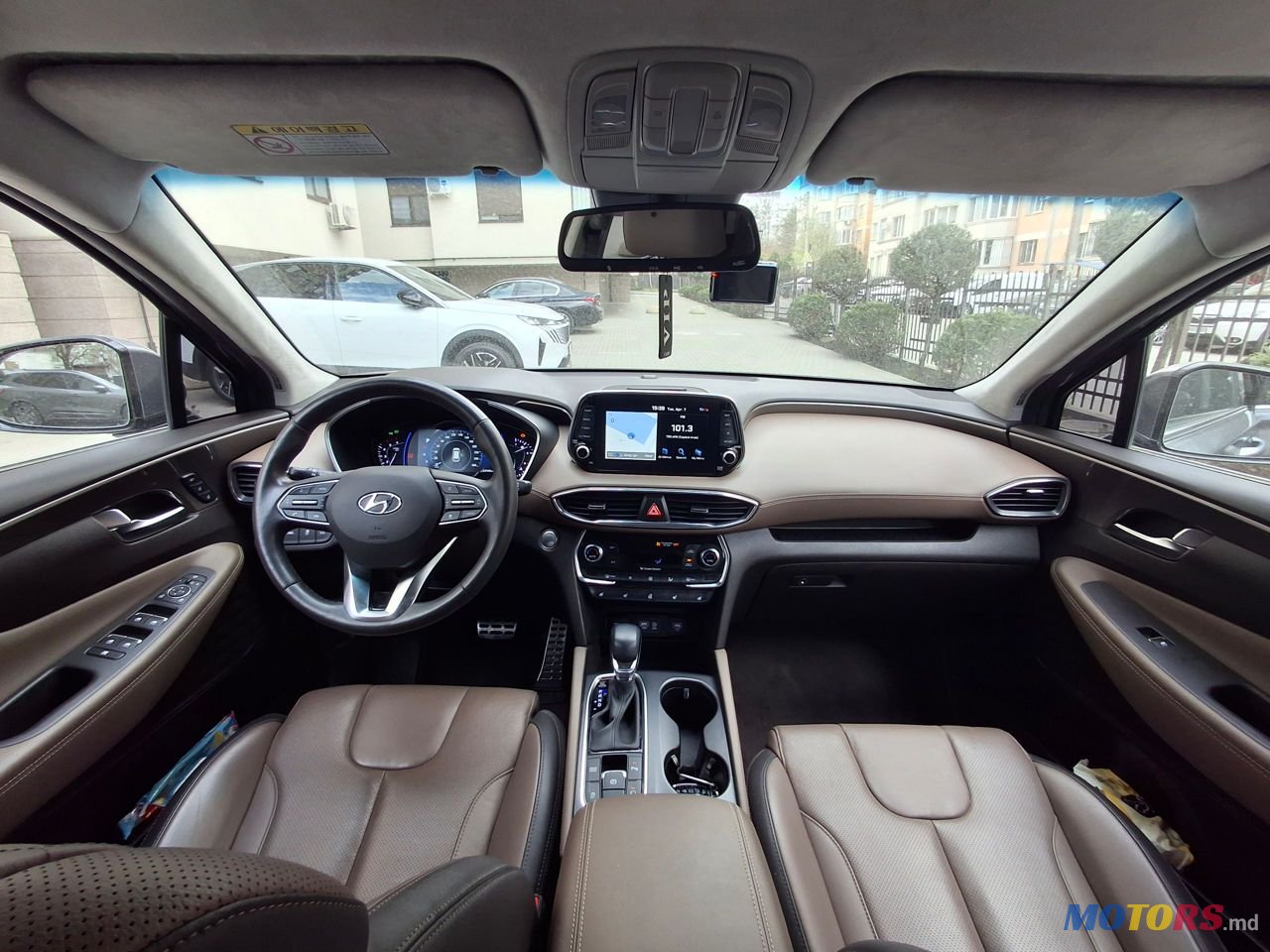 2020' Hyundai Santa Fe photo #6