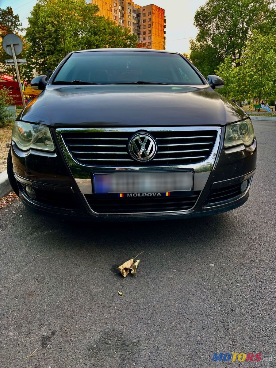 2008' Volkswagen Passat photo #2
