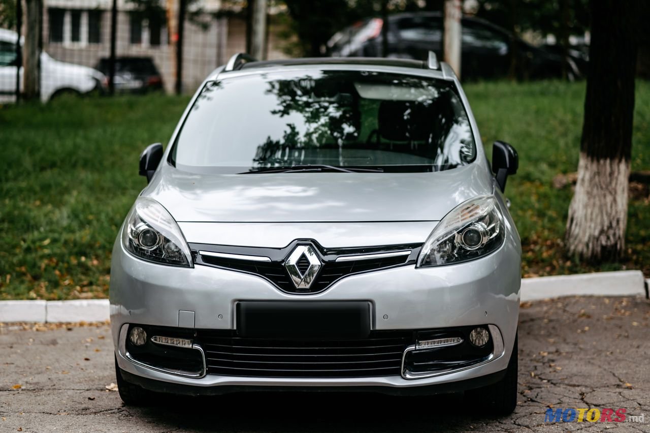 2016' Renault Grand Scenic photo #1