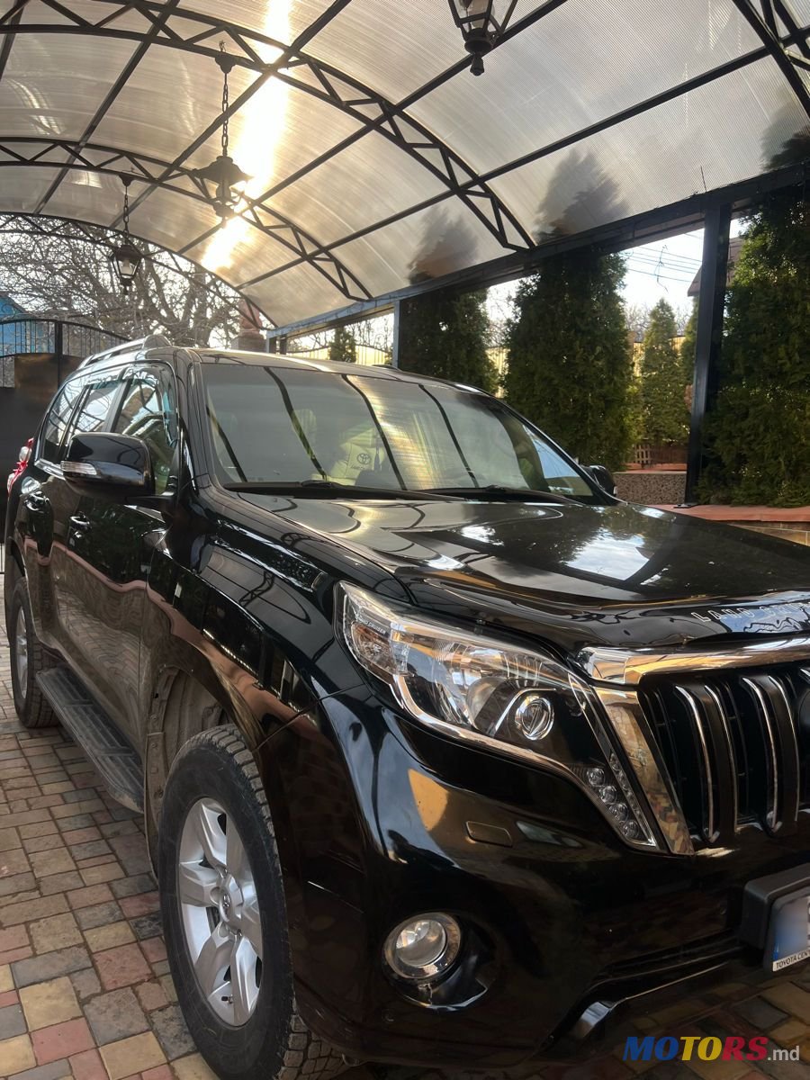 2016' Toyota Land Cruiser Prado photo #2
