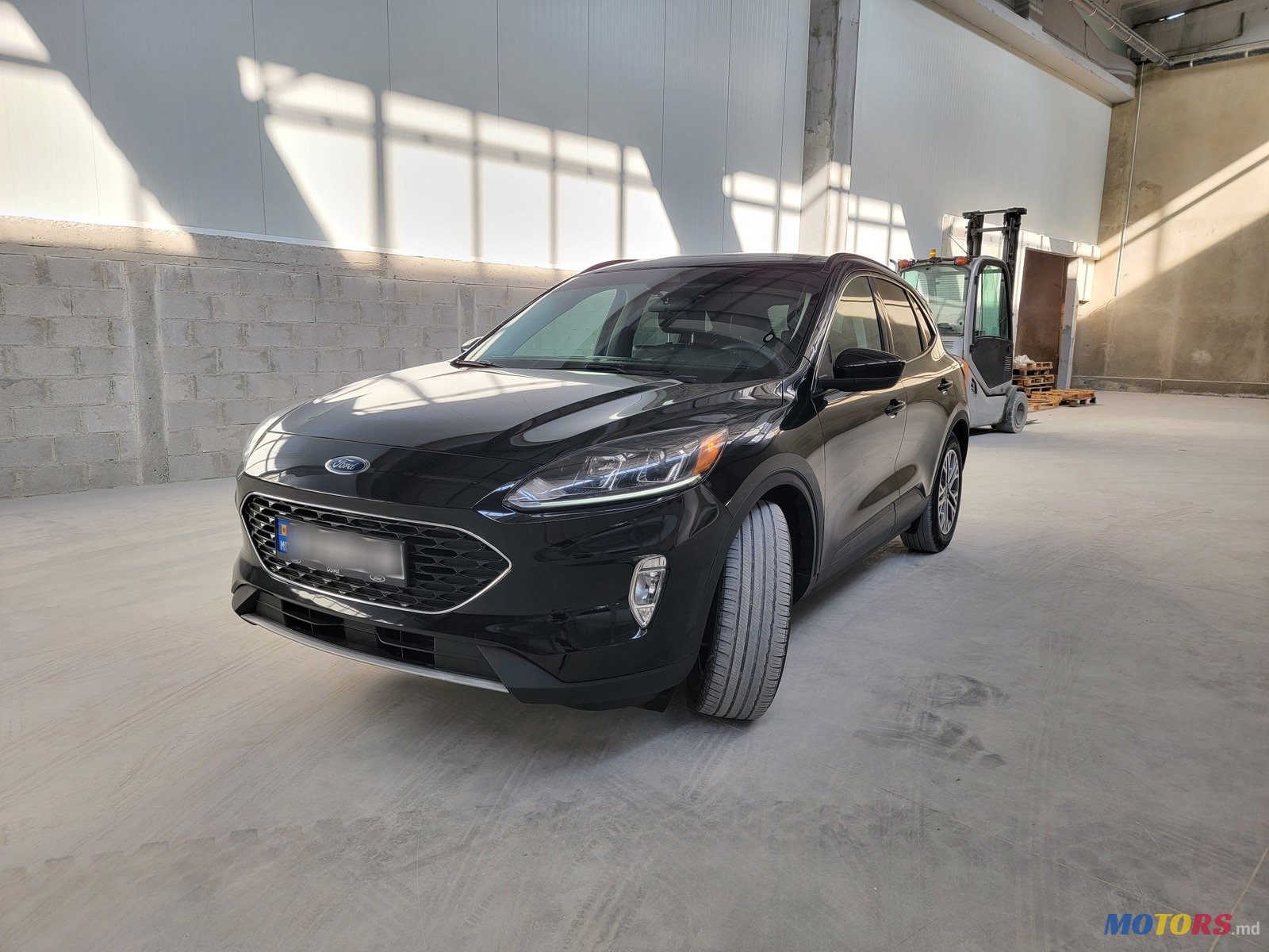2021' Ford Escape SEL photo #2