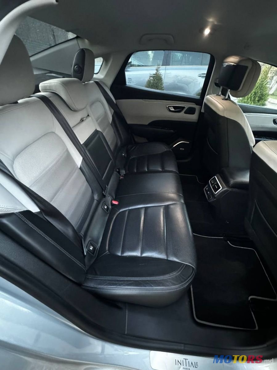 2017' Renault Talisman photo #3