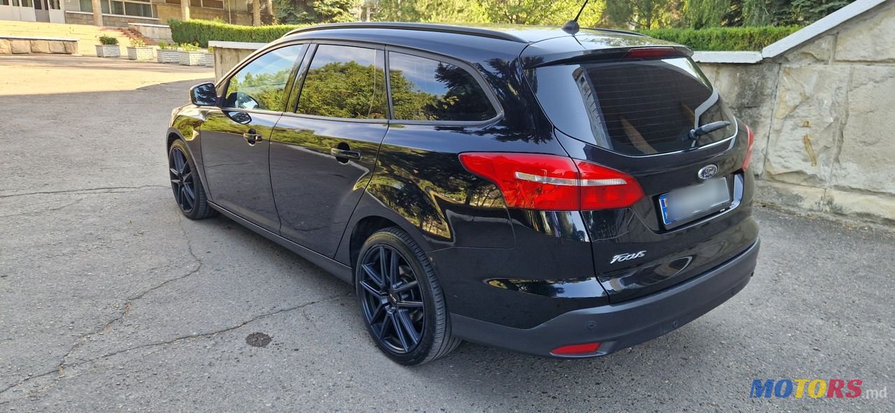 2017' Ford Focus photo #4