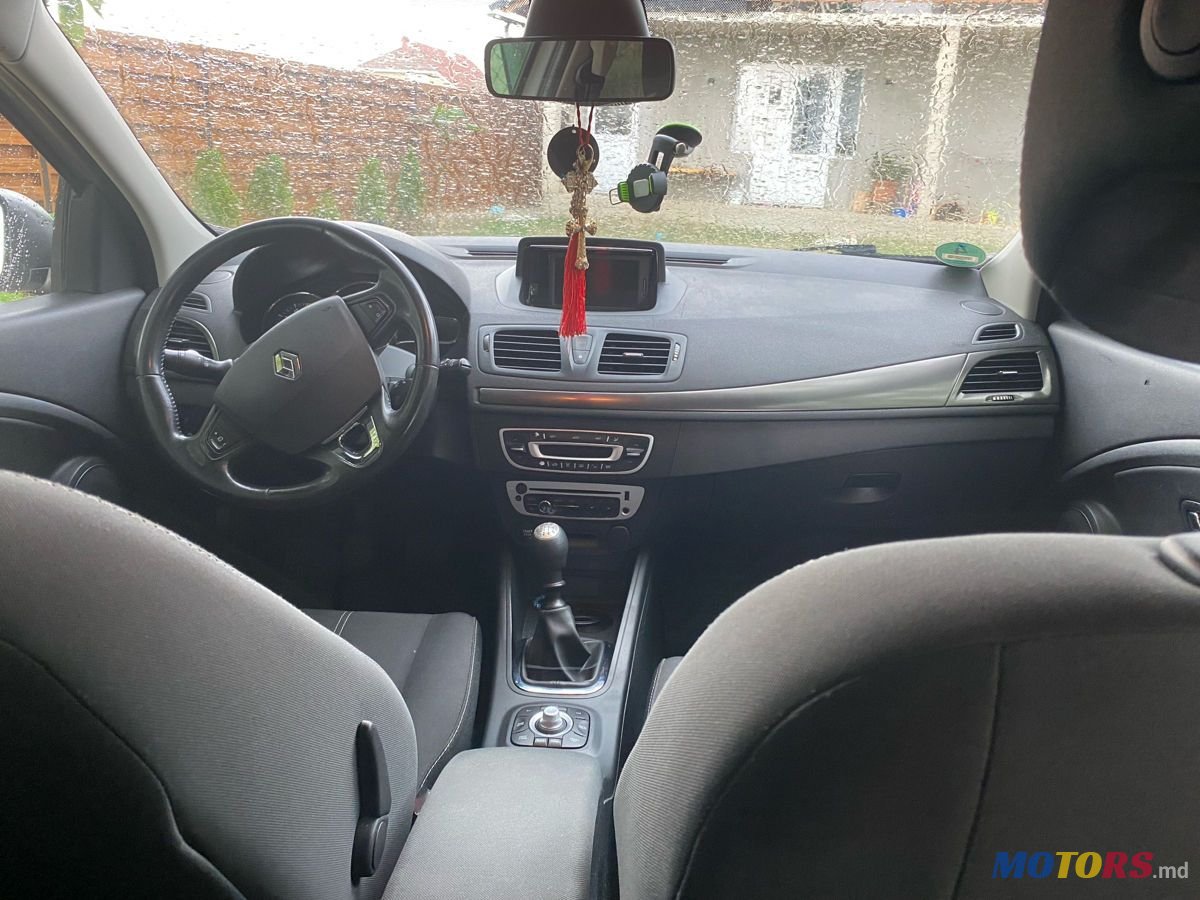 2014' Renault Megane photo #4