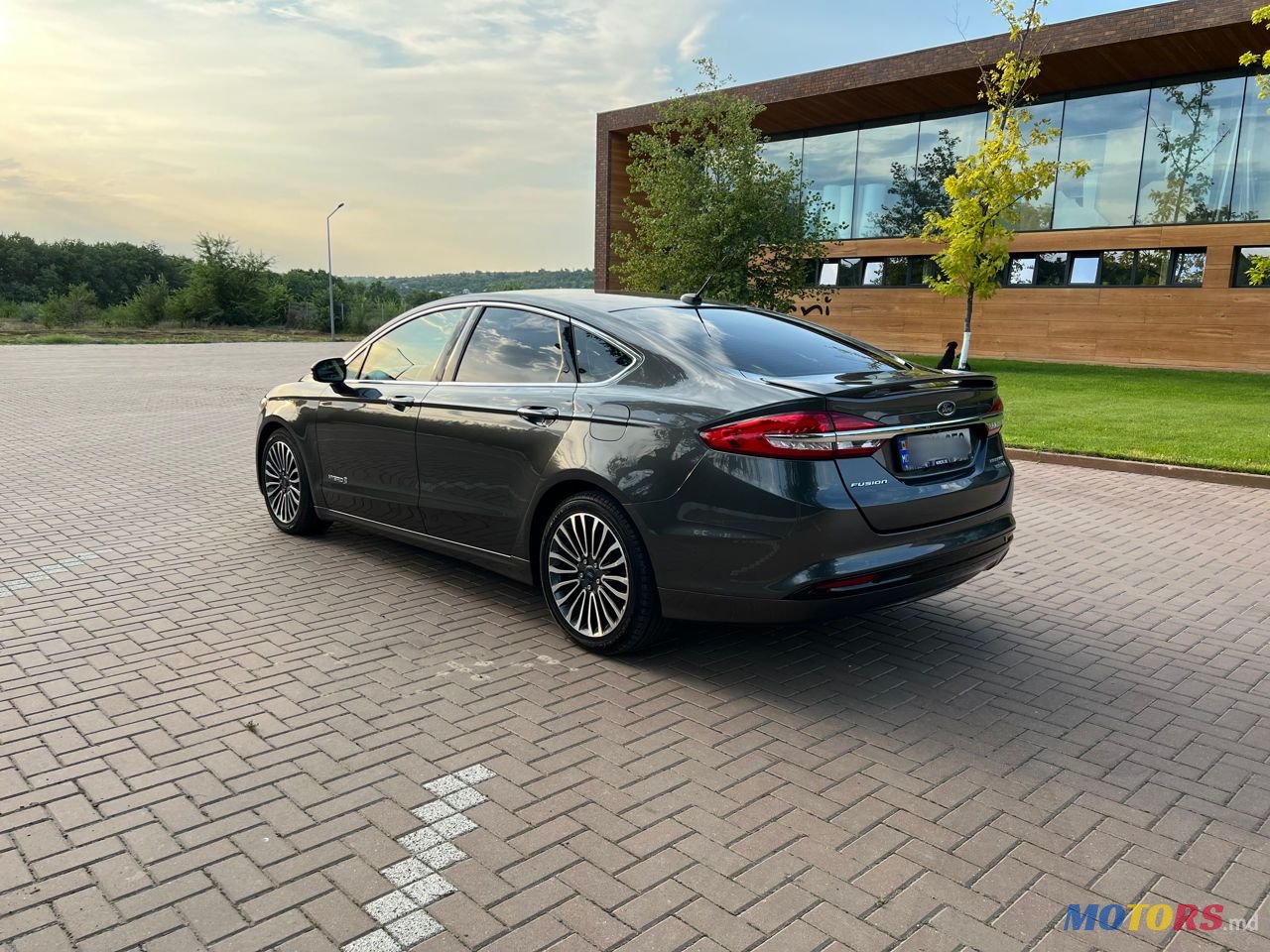 2017' Ford Fusion photo #4