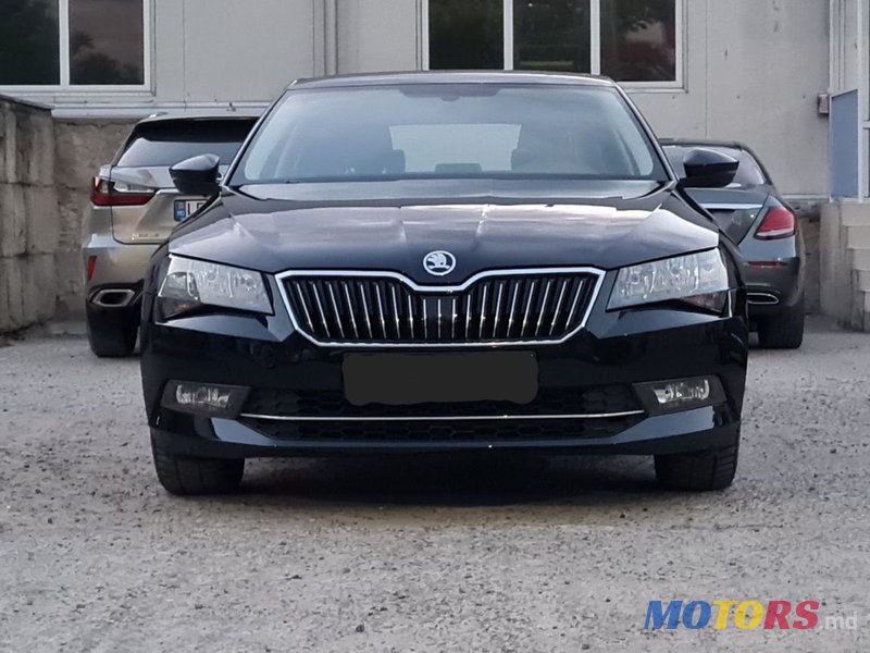 2018' Skoda Superb photo #3