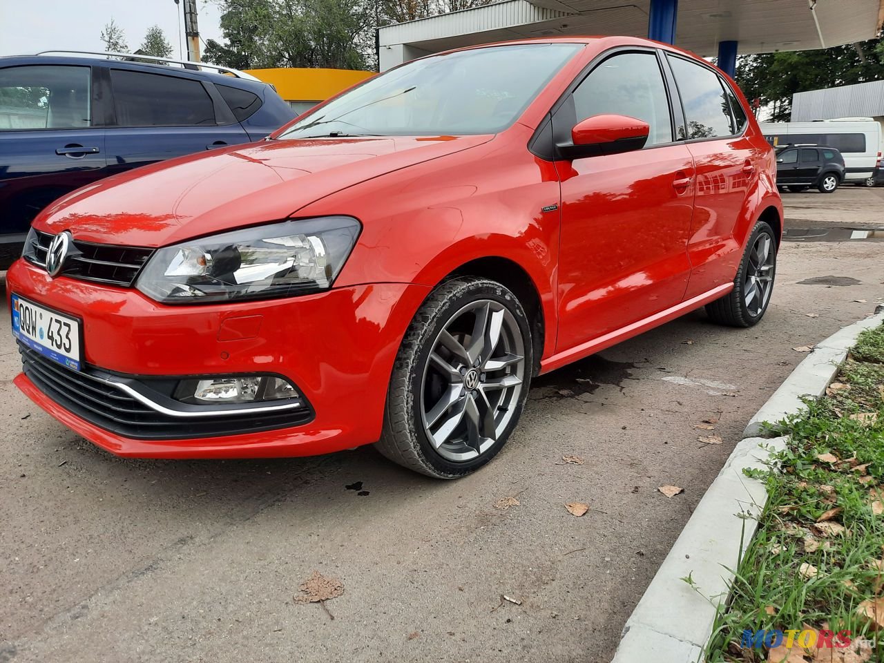 2015' Volkswagen Polo photo #4