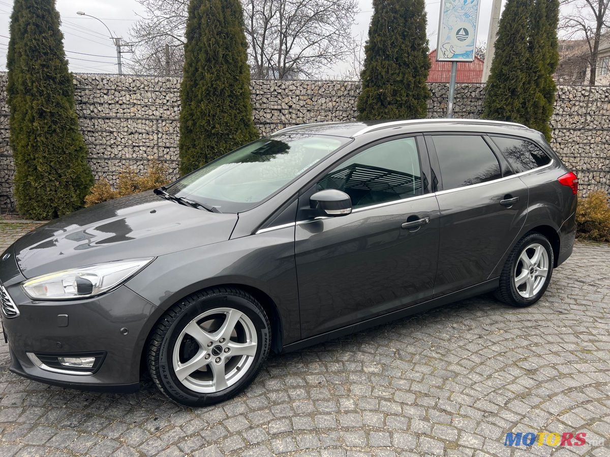2015' Ford Focus photo #2
