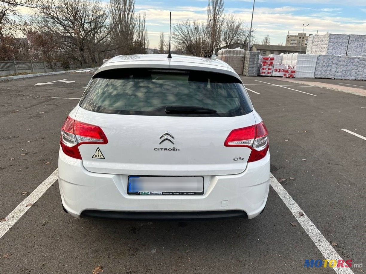 2012' Citroen C4 photo #5