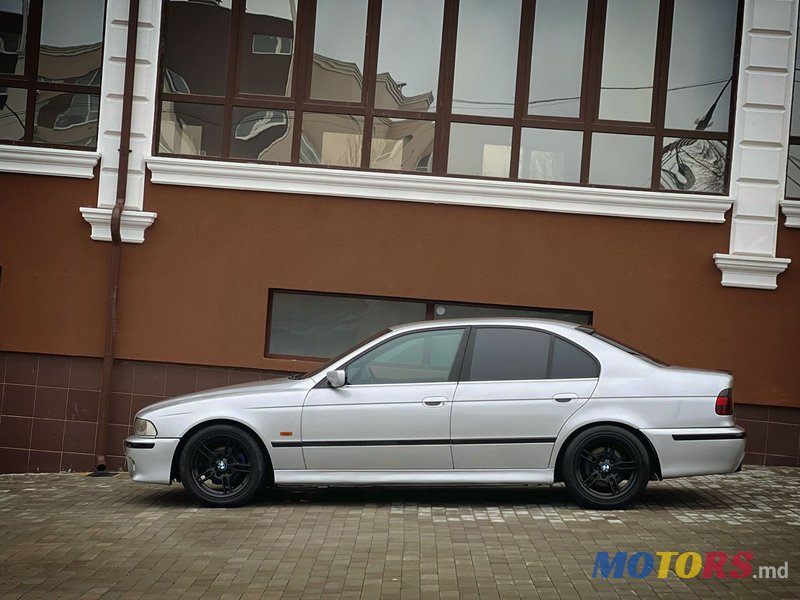 2002' BMW 5 Series photo #5