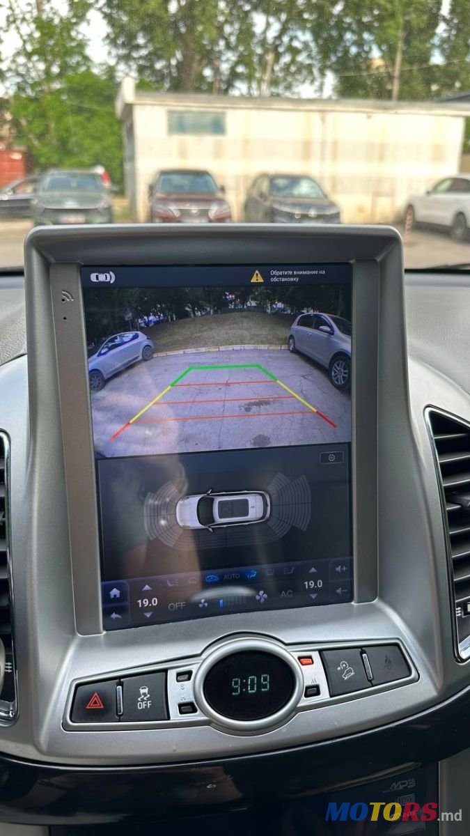 2011' Chevrolet Captiva photo #5