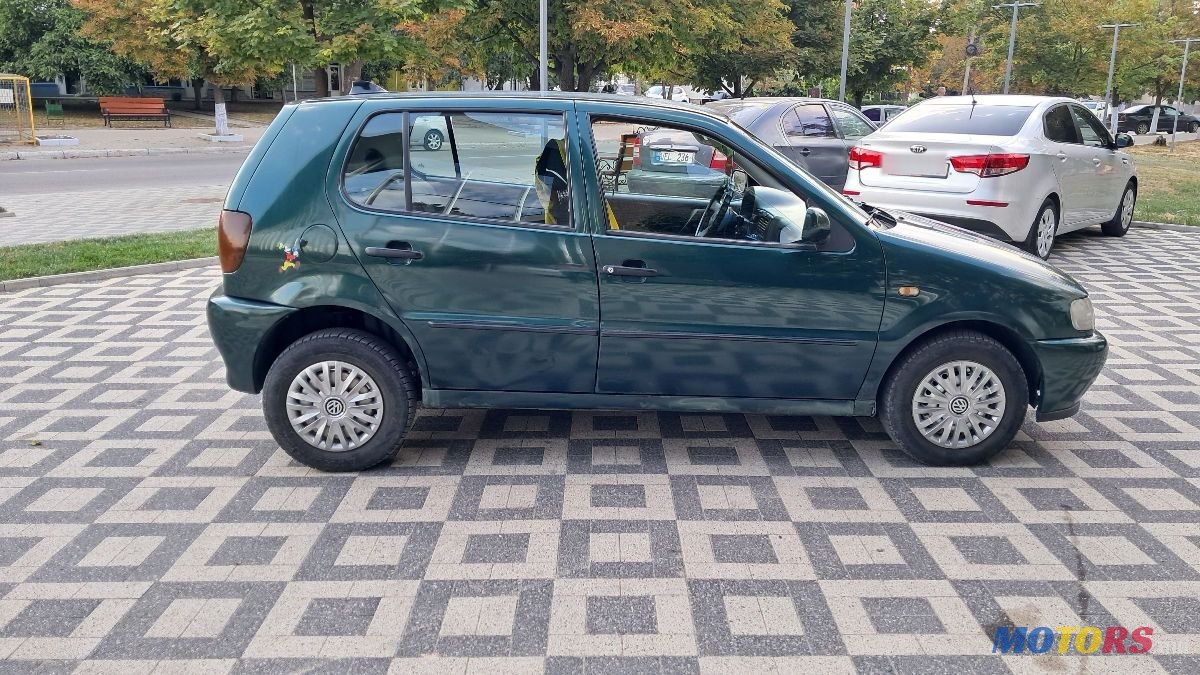 1999' Volkswagen Polo photo #2