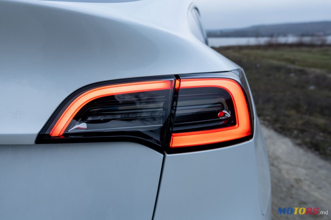 2022' Tesla Model Y photo #6