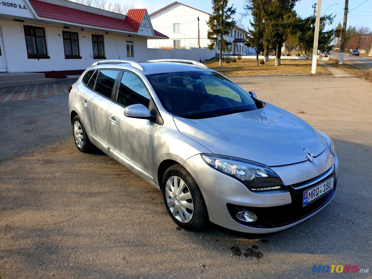 2013' Renault Megane photo #1