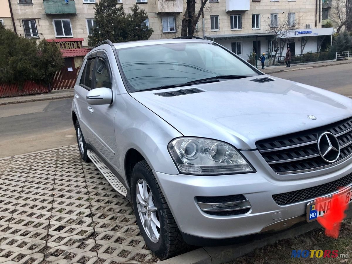 2007' Mercedes-Benz M Класс photo #1