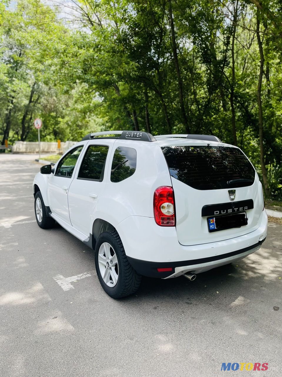 2012' Dacia Duster photo #2