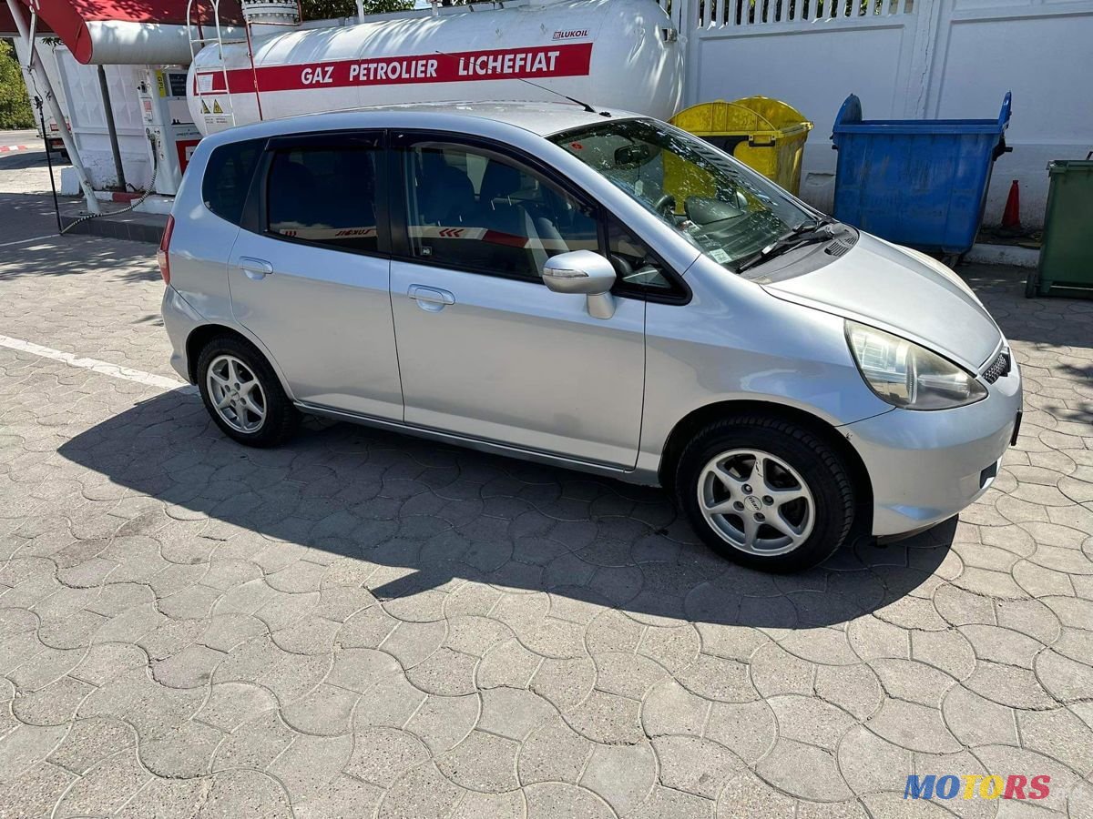 2007' Honda Jazz photo #3