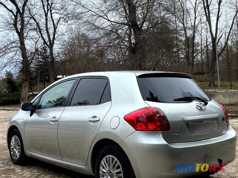 2008' Toyota Auris photo #5