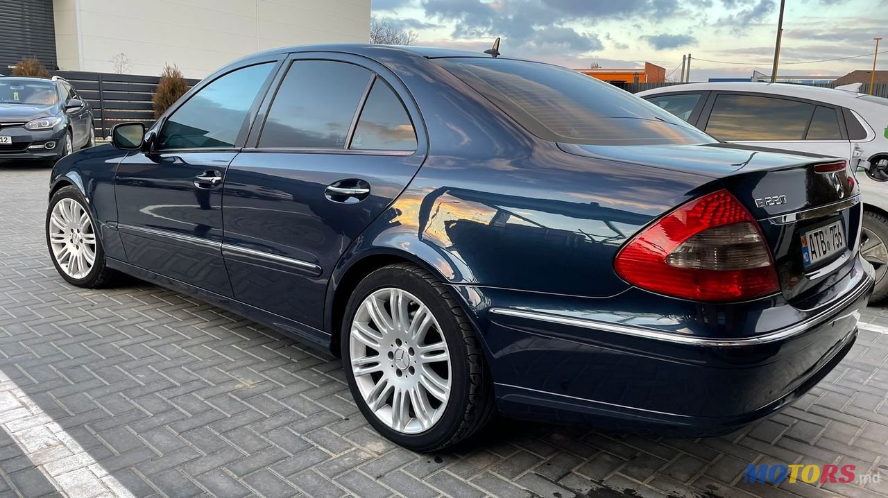 2006' Mercedes-Benz E Класс photo #4