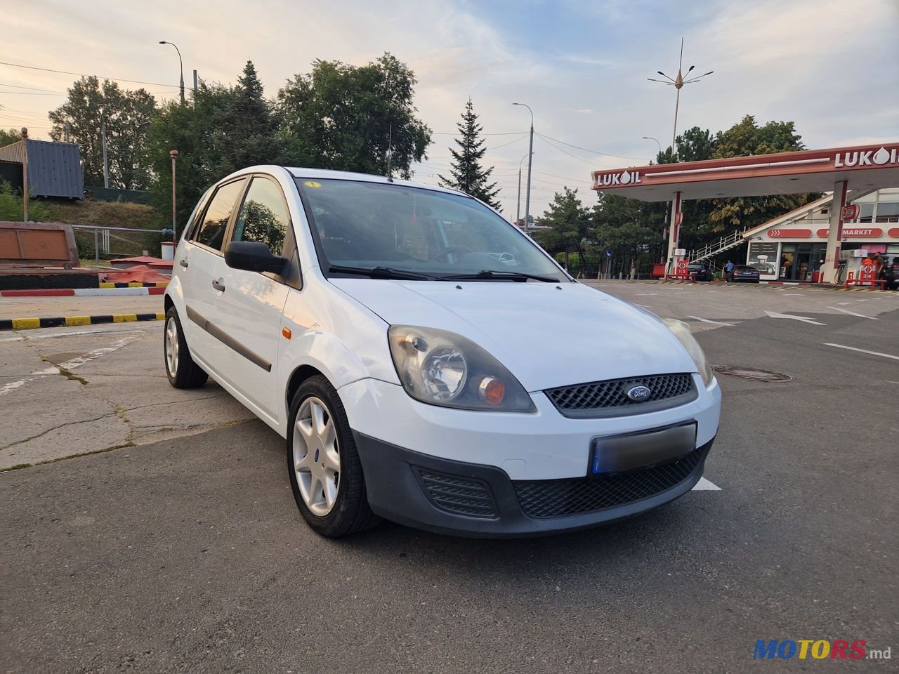 2007' Ford Fiesta photo #3