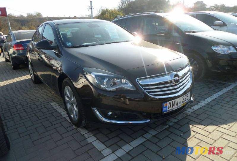 2014' Opel Insignia photo #1