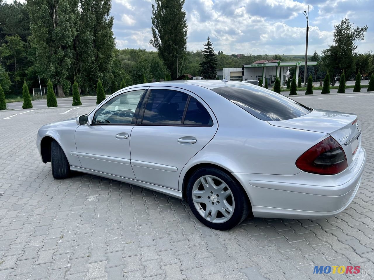2007' Mercedes-Benz E Класс photo #2