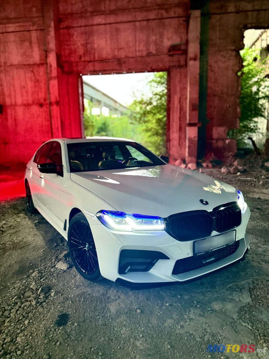 2017' BMW 5 Series photo #1