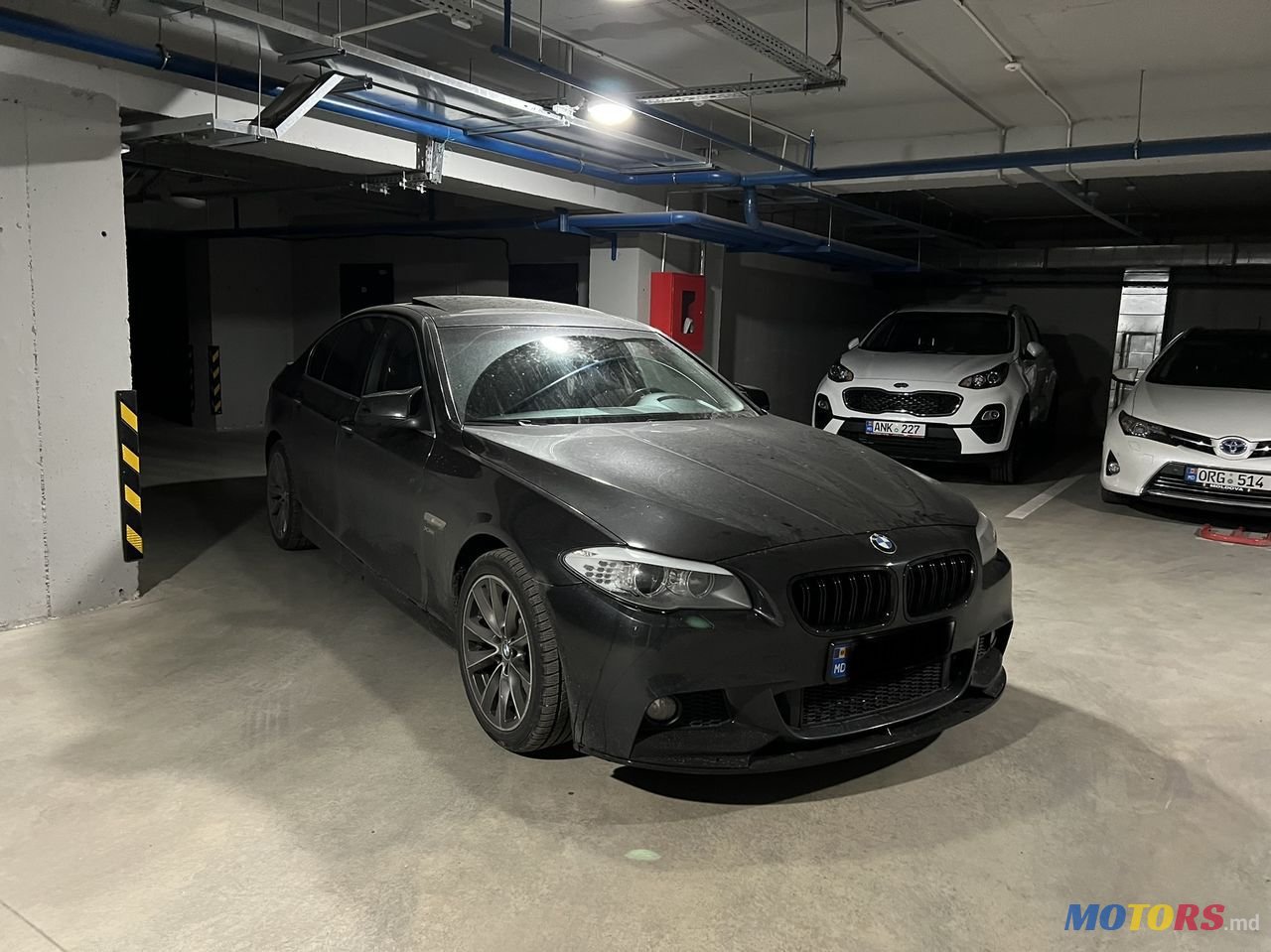 2013' BMW 5 Series photo #2