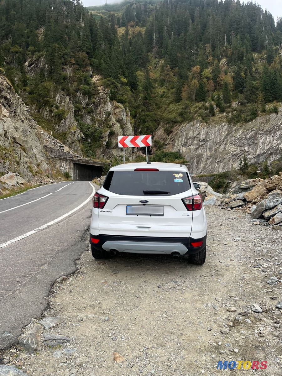 2017' Ford Escape photo #4