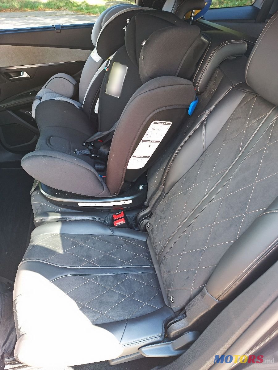 2018' Peugeot 5008 photo #3