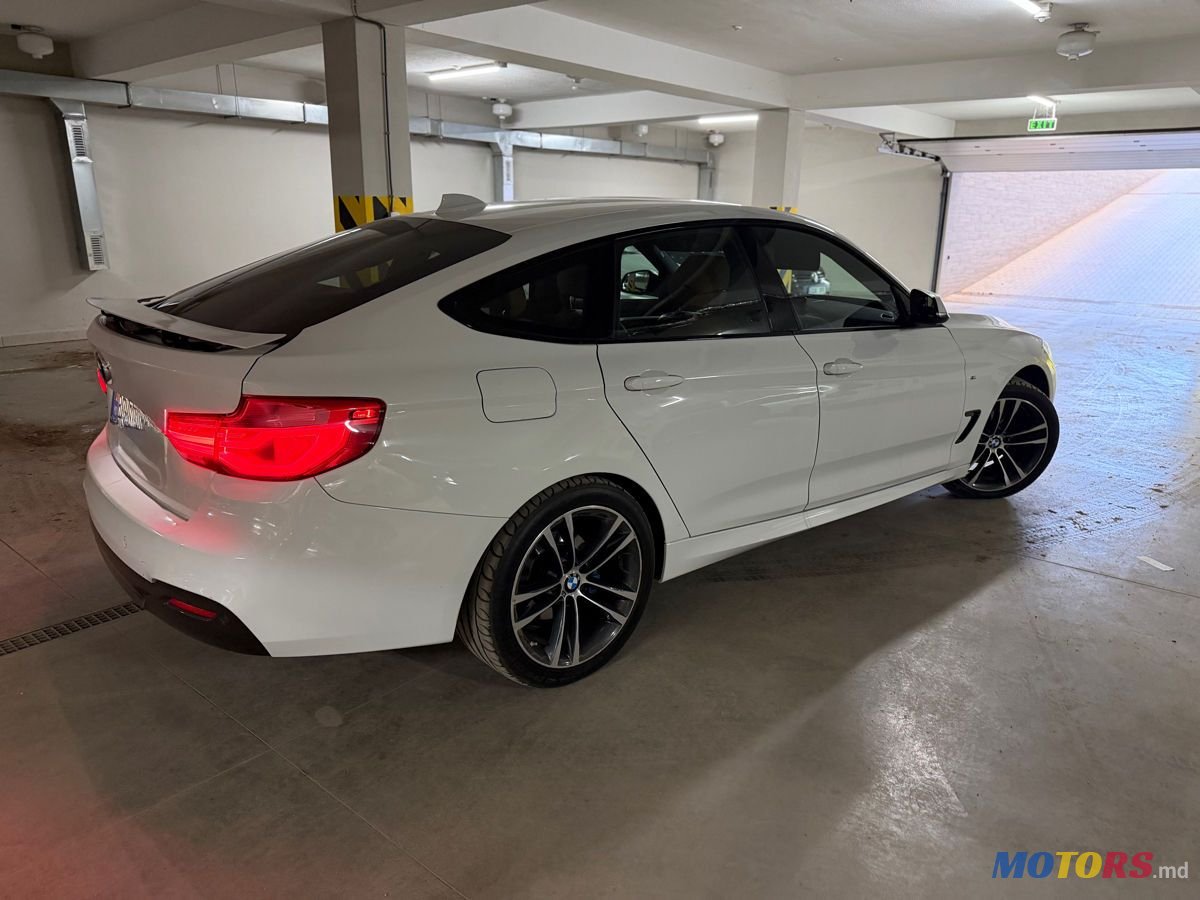 2020' BMW 3 Series GT photo #2