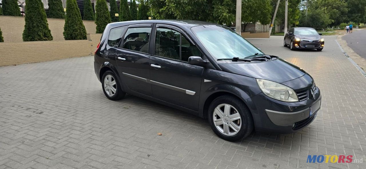 2006' Renault Grand Scenic photo #3