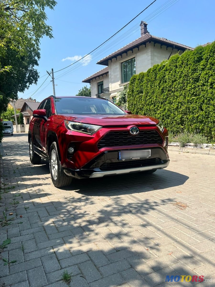 2020' Toyota RAV4 photo #4