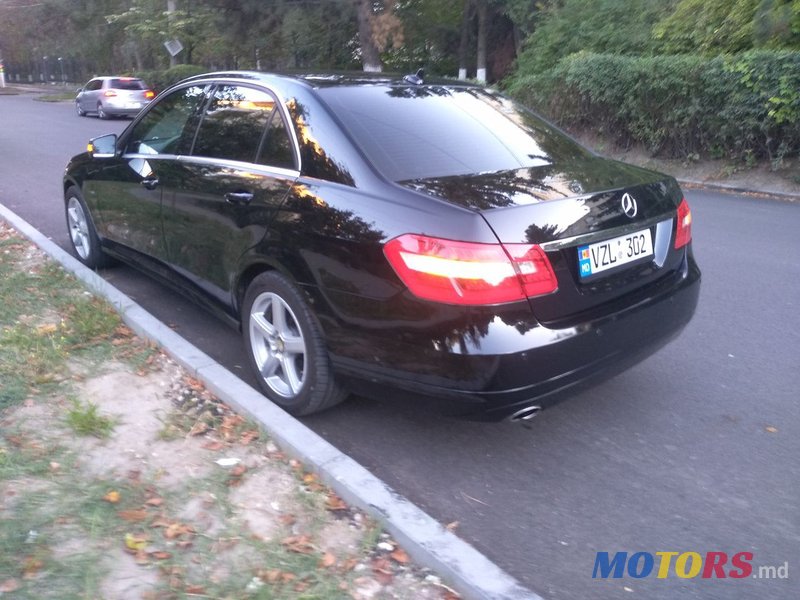 2012' Mercedes-Benz E Класс photo #3