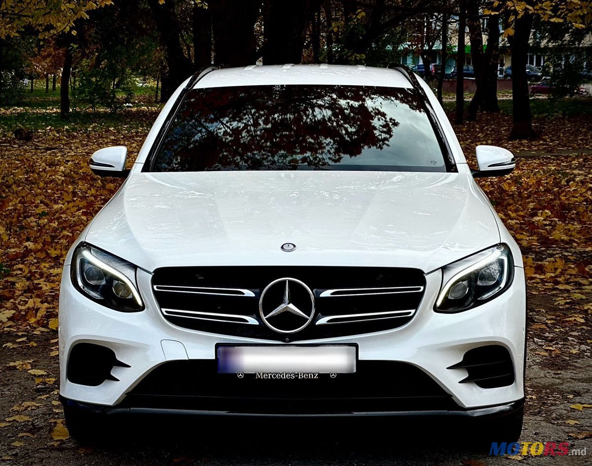 2015' Mercedes-Benz GLC photo #1