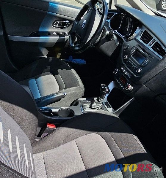 2013' Kia Ceed Sw photo #3