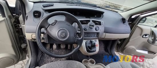 2007' Renault Scenic photo #3