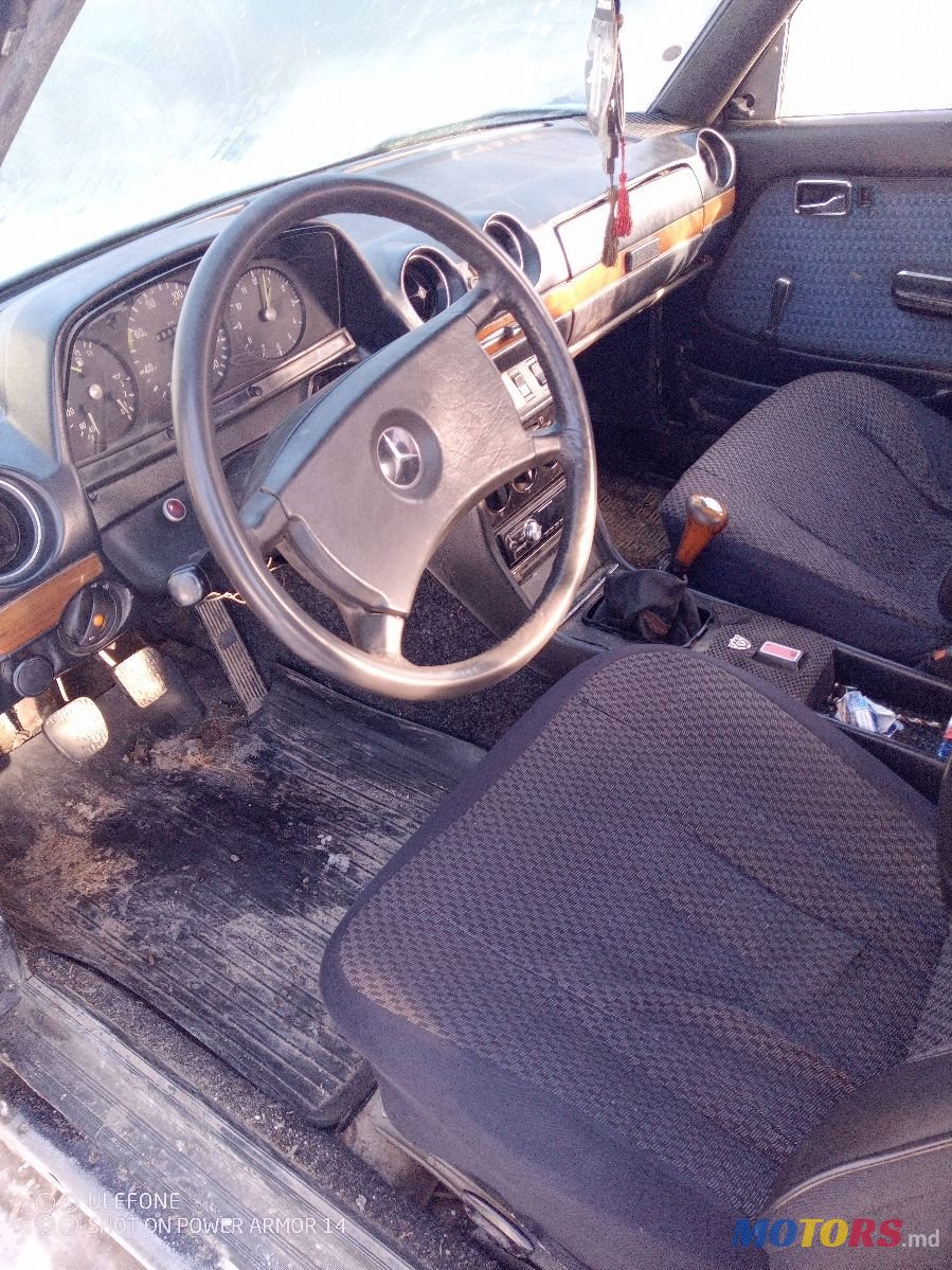 1977' Mercedes-Benz W123 photo #3