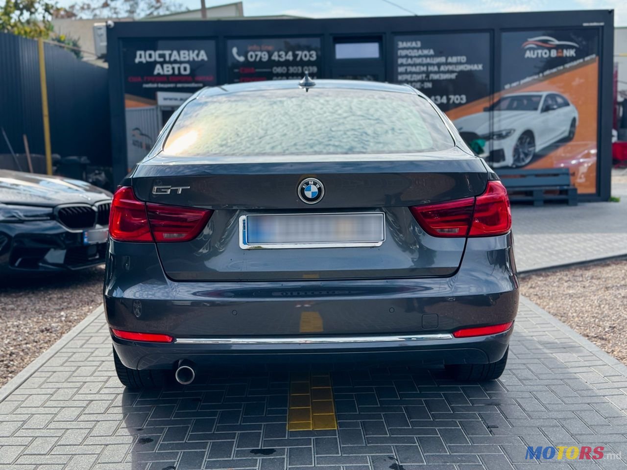 2013' BMW 3 Series GT photo #2