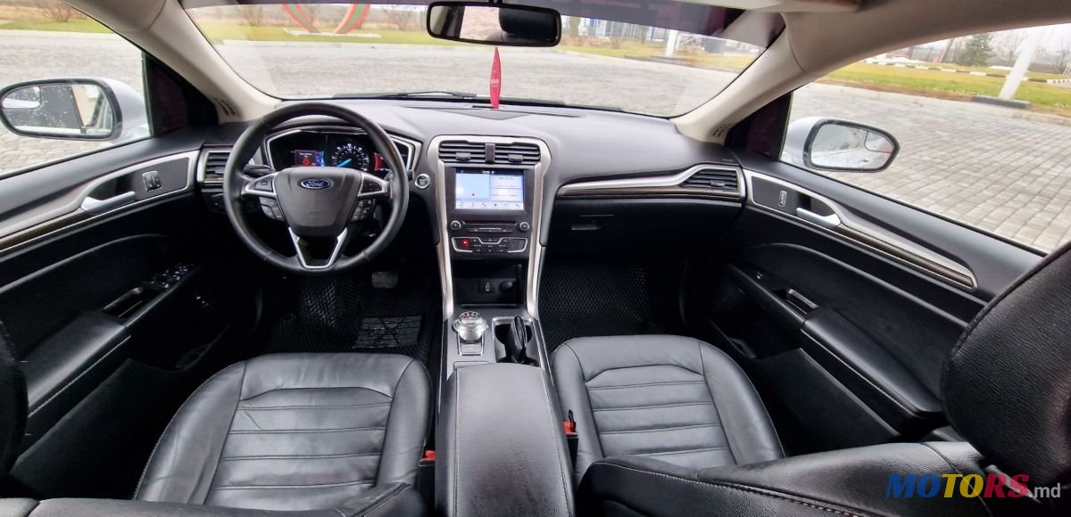 2017' Ford Fusion photo #5