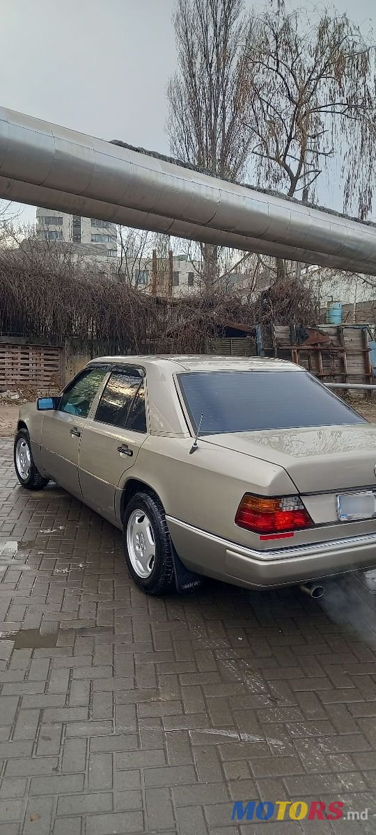 1990' Mercedes-Benz E Класс photo #2