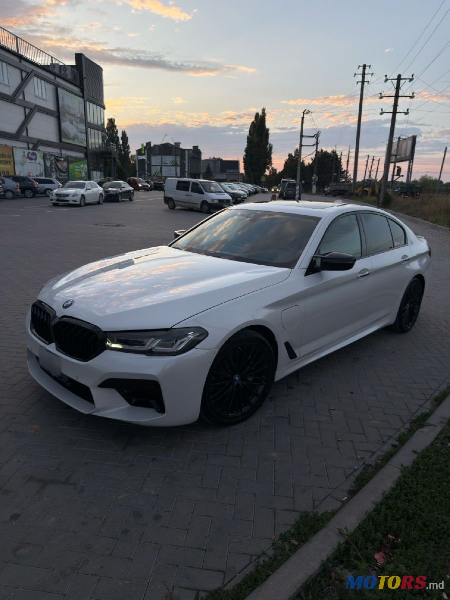 2018' BMW 5 Series photo #2