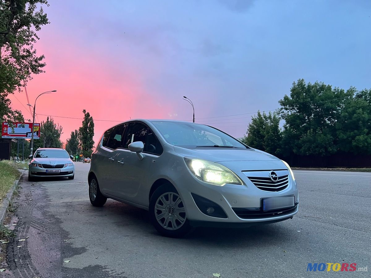 2012' Opel Meriva photo #1
