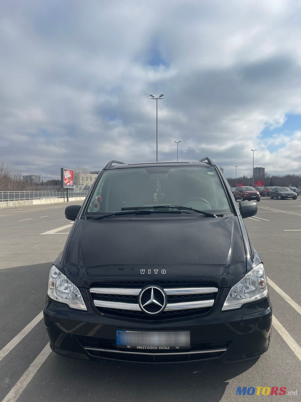 2012' Mercedes-Benz Vito photo #1