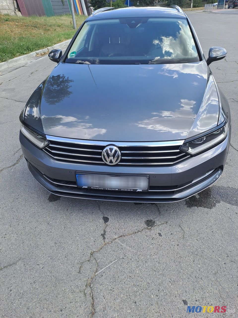 2015' Volkswagen Passat photo #1
