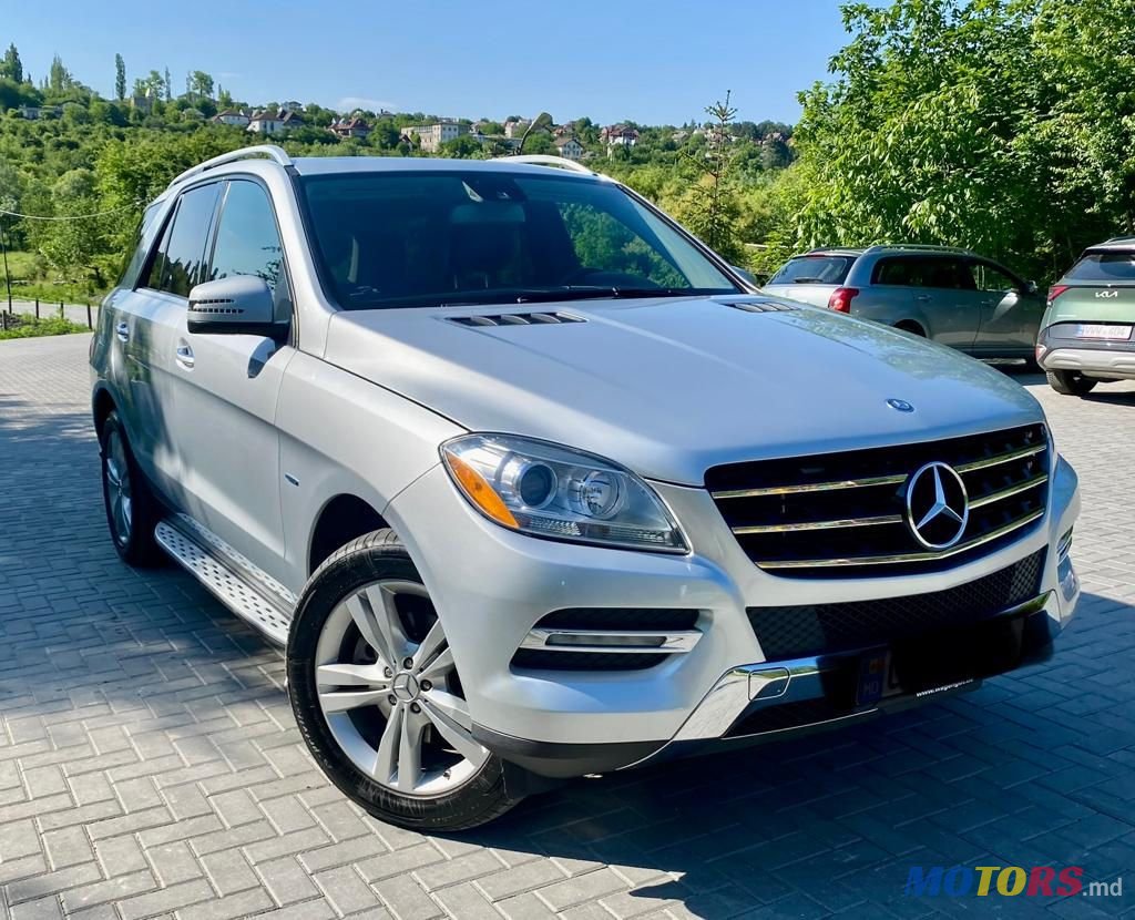 2012' Mercedes-Benz M Класс photo #1